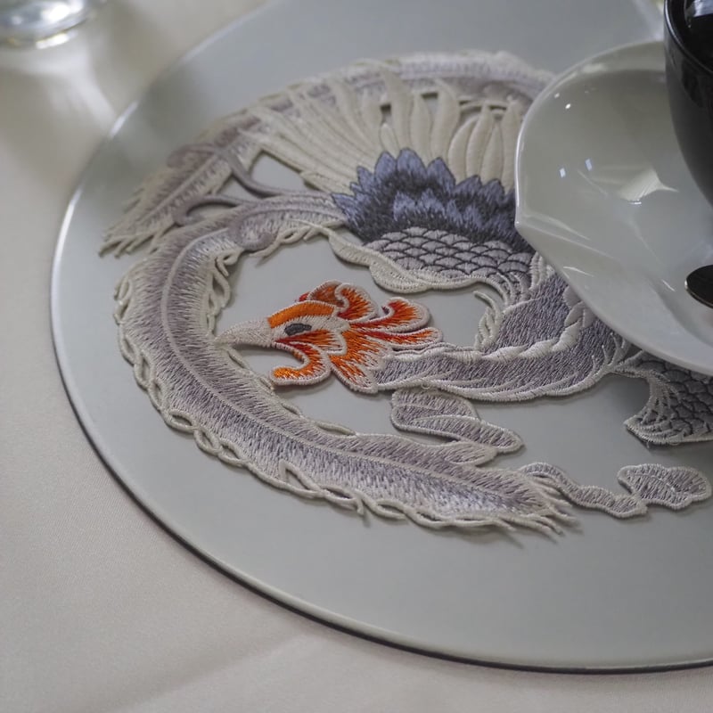 アンティーク ポワンドパリ 桜草 オーキッド イニシャルKＭ 鳥刺繍 ドイリー 刺繍ドイリー 鳳凰 | MY Dear LIFE