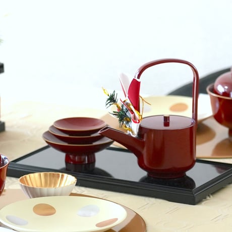 格安SALEスタート！ サイン入り 一家 観世元正 漆器 根付 6個セット（極上 寿の器 工芸品