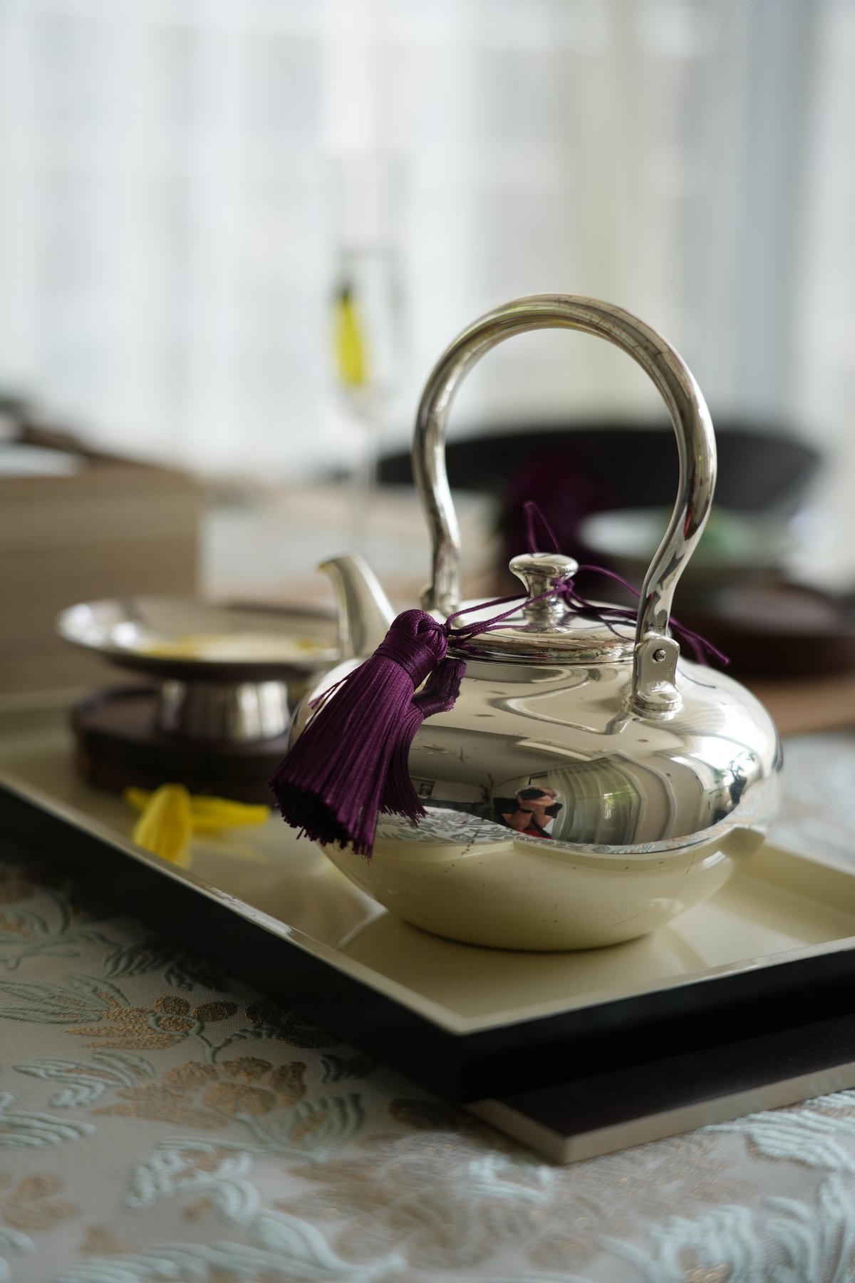 シルバー silver 銀張り ティーポット 450g イギリス 1875年 シルバー 純銀製円錐形ティーポット