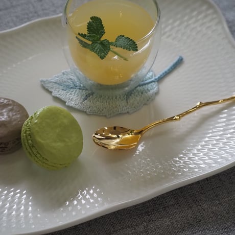 刺繍パーツ　木の葉　同色２枚set