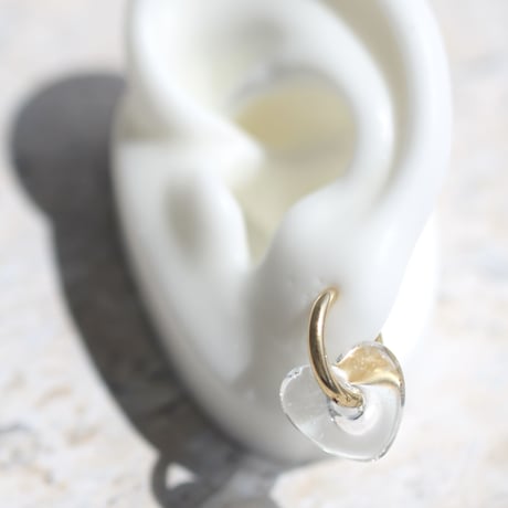 Glass putit heart hoop pierce clear×gold 316L