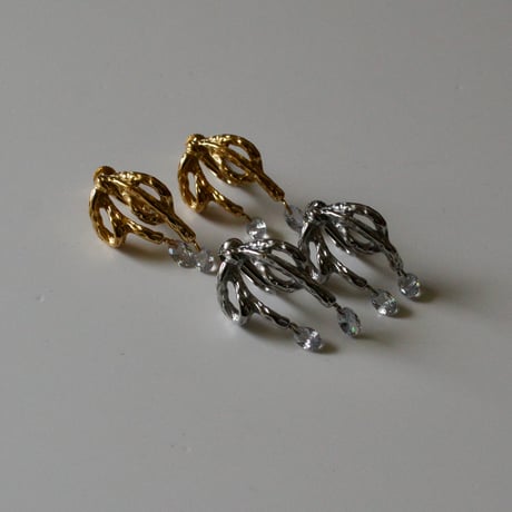 Teardrop ribbon earrings gold 316L