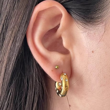 C-shaped chunky zircon piearce gold 316L