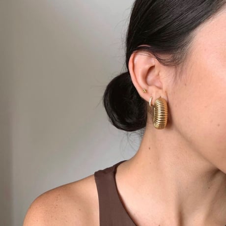 Hollowout hoop pierce gold 316L