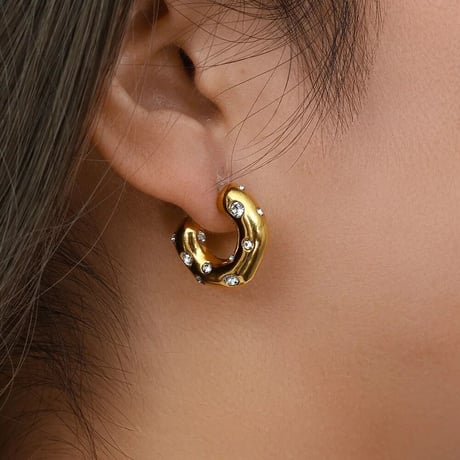 C-shaped chunky zircon piearce gold 316L