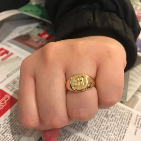 Initial signet ring gold 316L