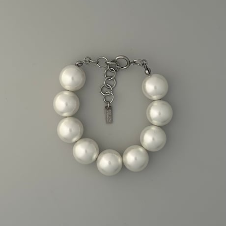 MELLOW by Ayaka Mori