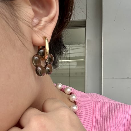 Glass flower hoop pierce black×gold 316L