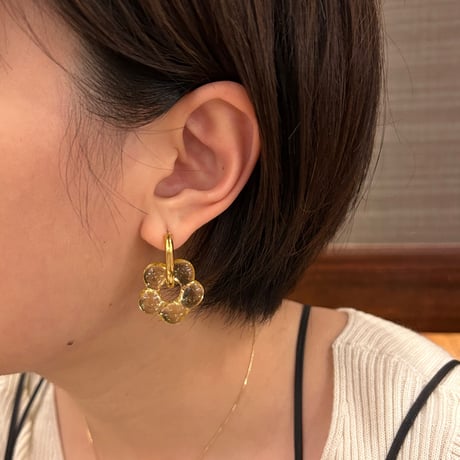 Glass flower hoop pierce yellow×gold 316L