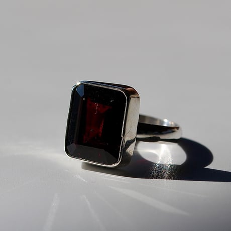 R-086 sv925 garnet