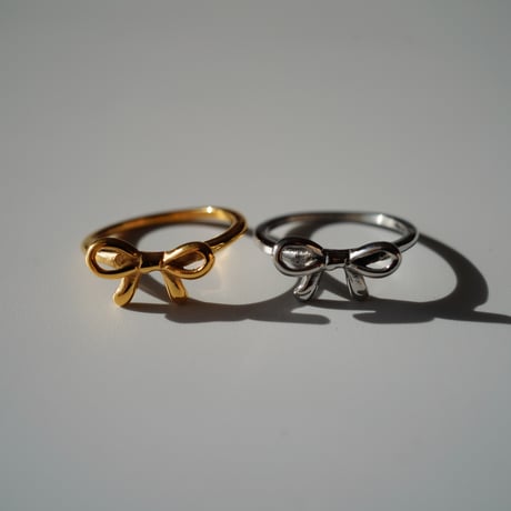 Bow tie ring gold 316L