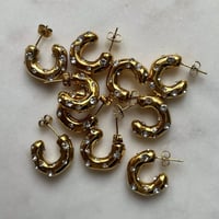 C-shaped chunky zircon piearce gold 316L