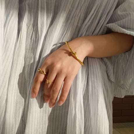 Knot bracelet gold 316L