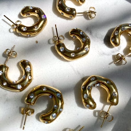 C-shaped chunky zircon piearce gold 316L