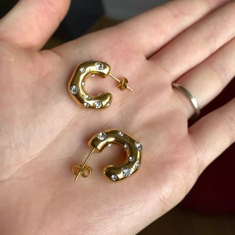 C-shaped chunky zircon piearce gold 316L