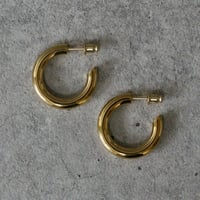 Simple hoop pierce gold 316L