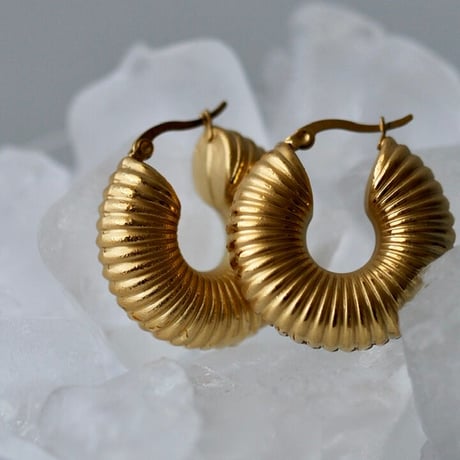 Hollowout hoop pierce gold 316L