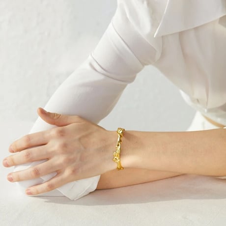 Irregular geometry open bracelet gold 316L
