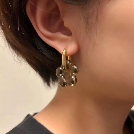 Glass flower hoop pierce black×gold 316L