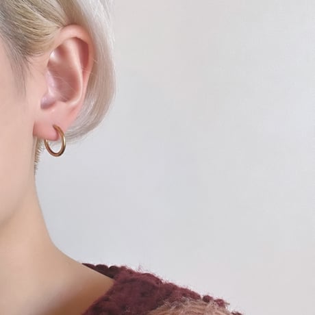 Stella hoop pierce gold 304L