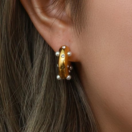 C-shaped chunky pearl zircon pierce gold  316L