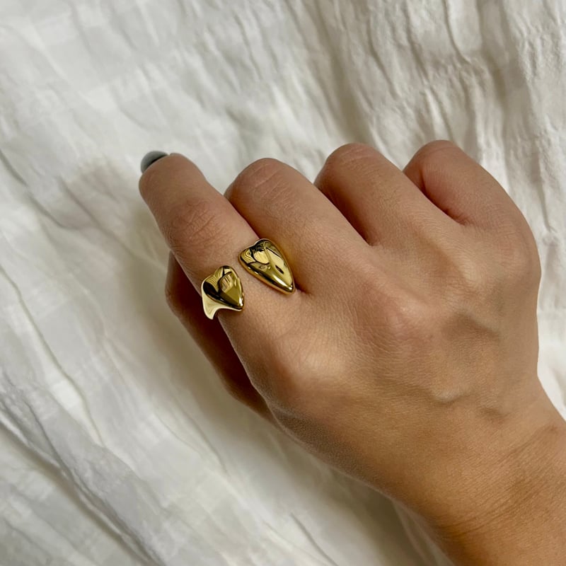 Heart open ring gold 316L | MELLOW by Ayaka Mori