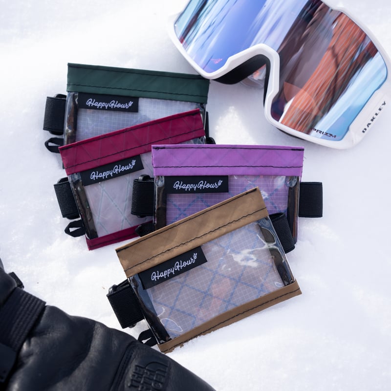 SKI LIFT PASS-CASE | happyhour online store