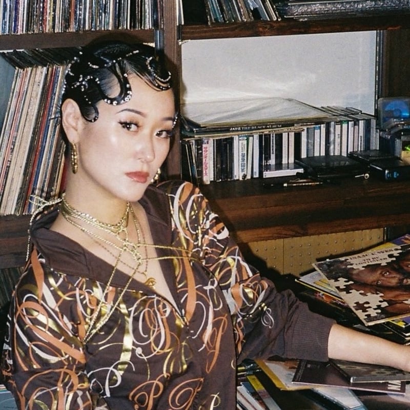 Nina Wanli 「Fiyah」/ DUBMEDZ Feat. Roots Radics