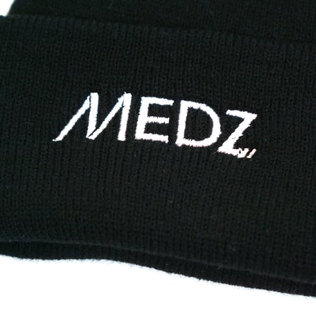 MEDZ LOGO KNIT CAP /MATIC BLACK