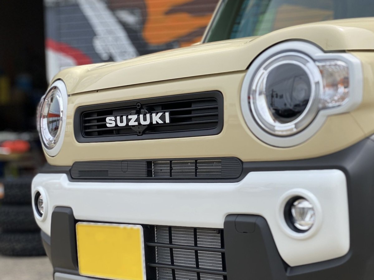 SUZUKI フロントグリル