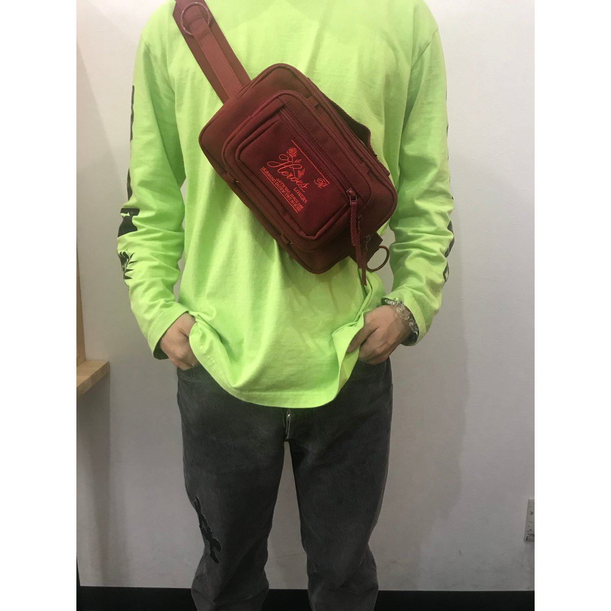 ラフシモンズ　スラッシュバッグ　ボディバッグ fit=scale-down,w=1200