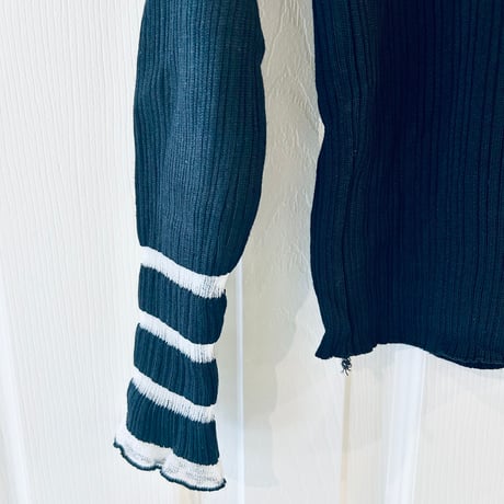 Highneck ruffle tops