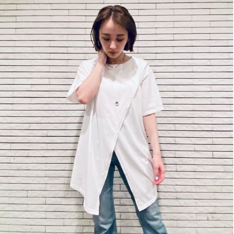 【i∀ri 】Asymmetry Slit tee