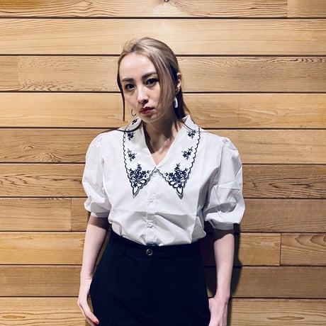 【i∀ri 】classical Florets blouse