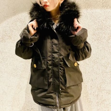【i∀ri 】Mat black downcoat