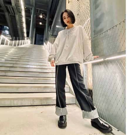 【i∀ri 】Balloon sleeve sweat