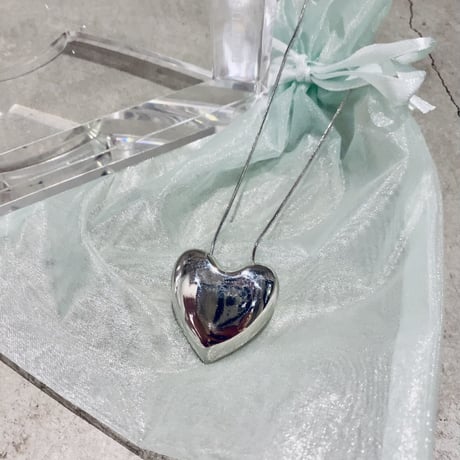 【i∀ri 】 Heart beat necklace