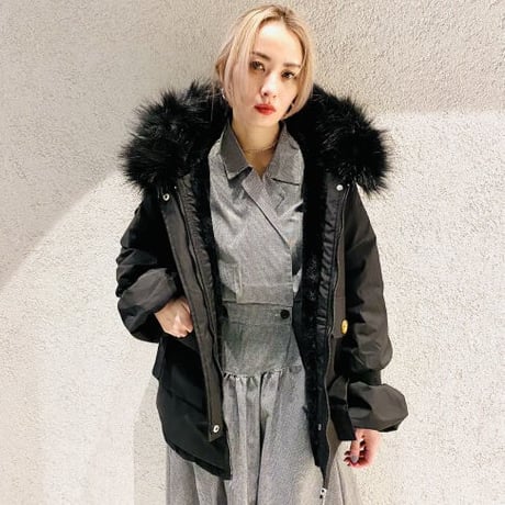 【i∀ri 】Mat black downcoat