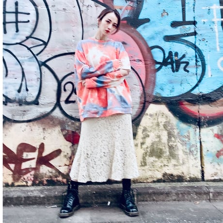 【i∀ri 】Blood orange tiedye sweat