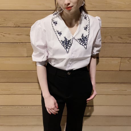 【i∀ri 】classical Florets blouse