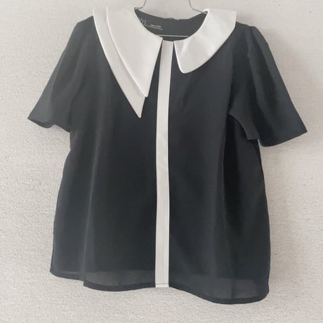 【i∀ri 】Asymmetry blouse