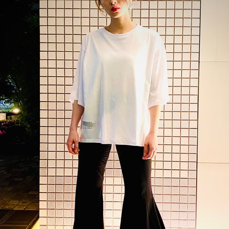 【i∀ri 】Connect  Box tape  T-shirt