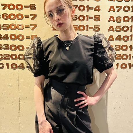 See-through puff sleeve tee