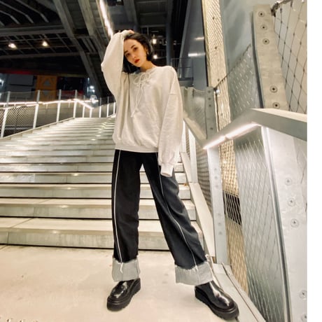 【i∀ri 】Balloon sleeve sweat