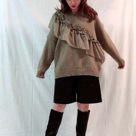 Asymmetry frill knit