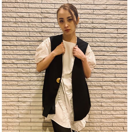 【i∀ri 】Side pleats gilet