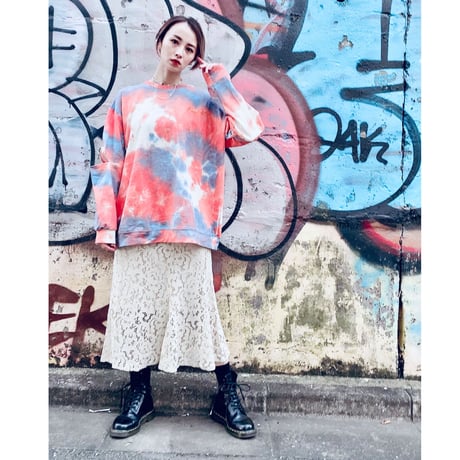 【i∀ri 】Blood orange tiedye sweat