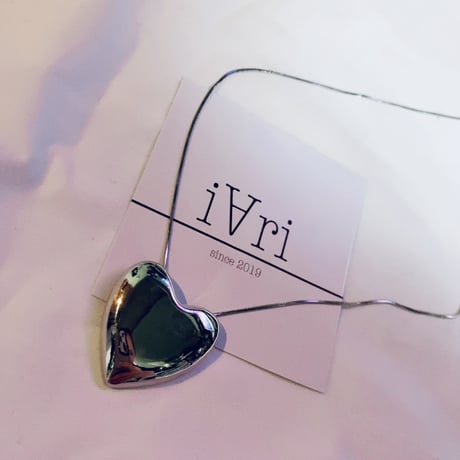 【i∀ri 】 Heart beat necklace