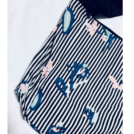 【i∀ri 】Stripe flower bag