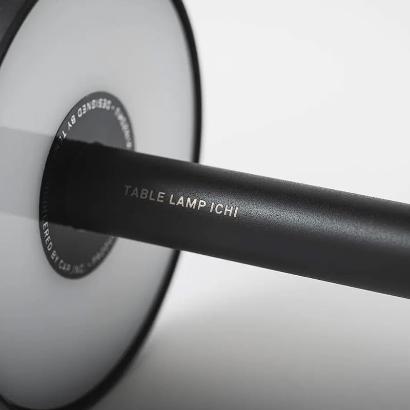 送料無料】テーブルランプイチ 黒 TABLE LAMP ICHI 藤田金属×TENT | Y